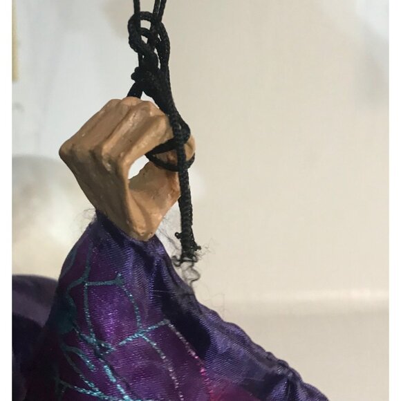 Flying Witch Animated Parachute Striped Legs Spider Web Dress Halloween Ganz ? - Picture 12 of 15